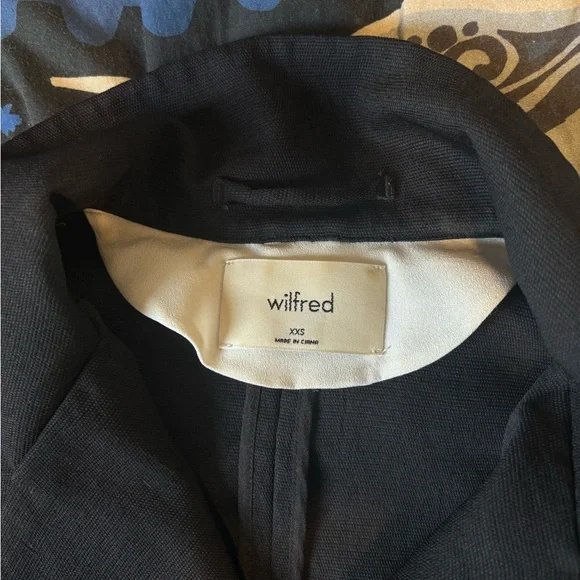 Wilfred Button up - Picture 2 of 6